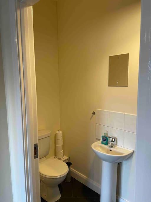 Close To Belfast City Centre.Modern Opened Planned מראה חיצוני תמונה
