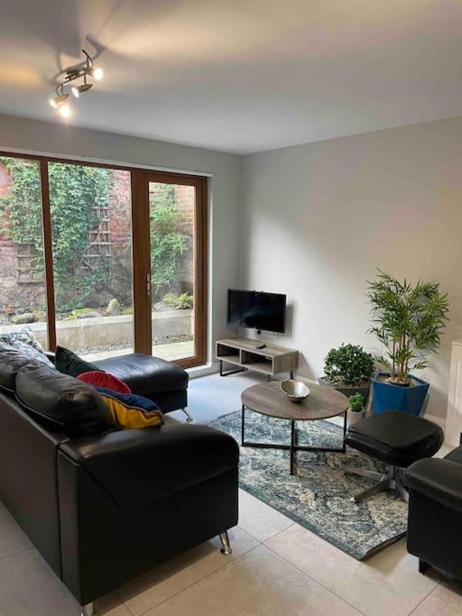 Close To Belfast City Centre.Modern Opened Planned מראה חיצוני תמונה