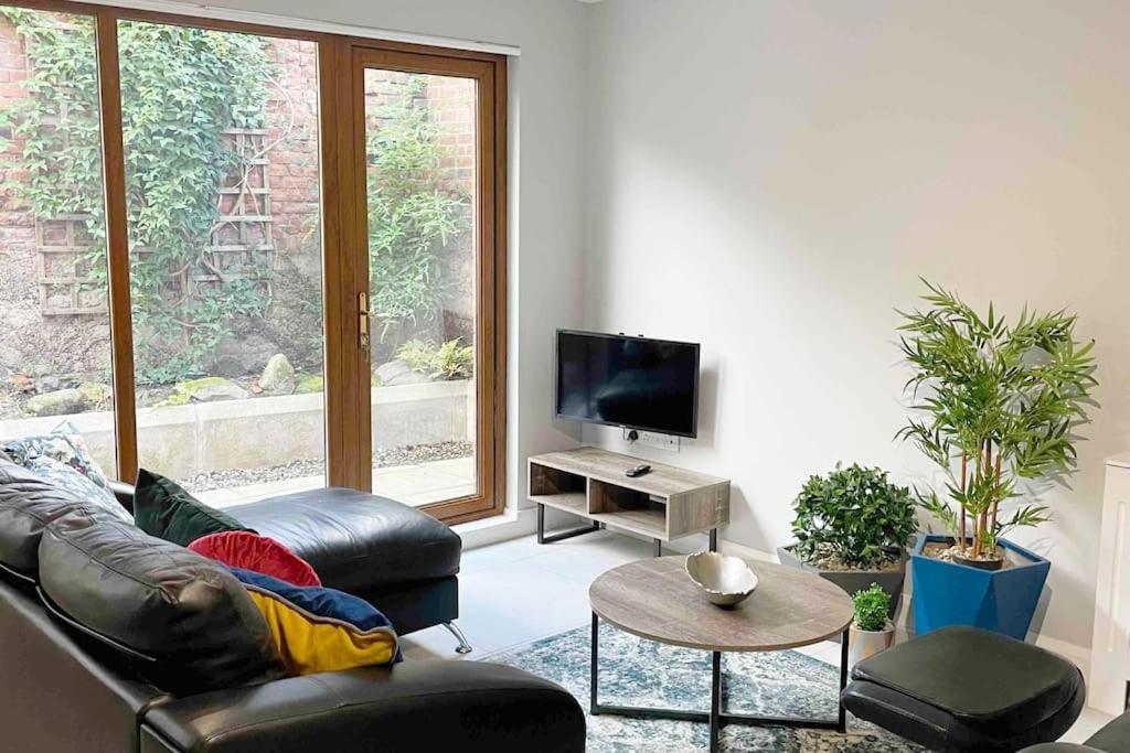 Close To Belfast City Centre.Modern Opened Planned מראה חיצוני תמונה